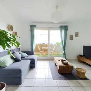Apartment T2 Cosy Proche Du Centre-ville Avec Garage Inclus, Aix-en-Provence
